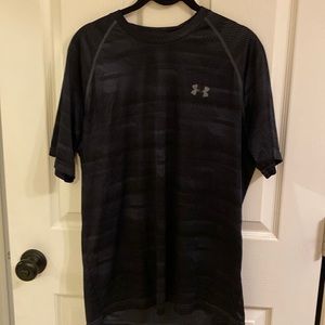 Under Armour heat gear t-shirt